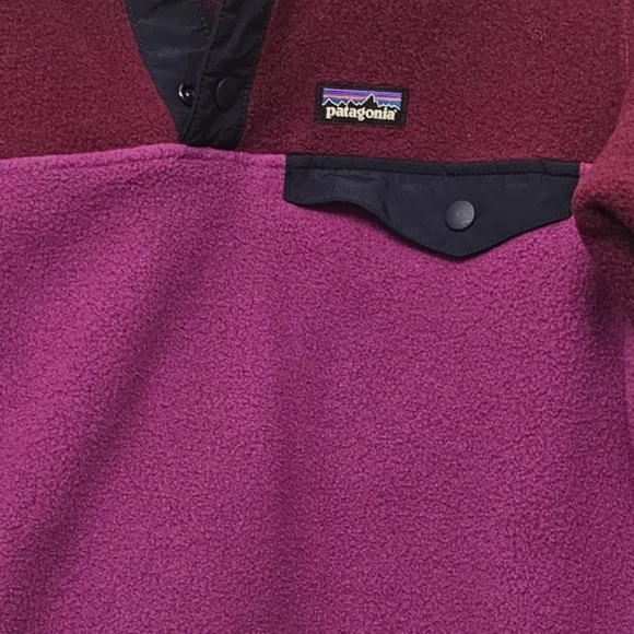 Patagonia Synchilla  Kids Sweatshirt in Burgundy and Purple - Picture 4 of 5